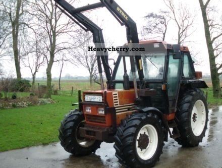 2012 Fiat  780 DT, 80% tire, shovel and pitchfork, 78 hp Agricultural vehicle Tractor photo