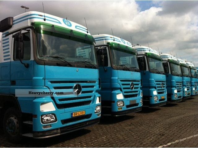 2005 Mercedes-Benz  ACTROS 1844 4X2 Semi-trailer truck Standard tractor/trailer unit photo