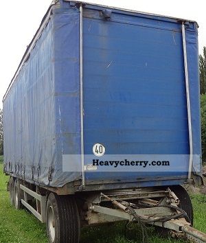 1988 Kassbohrer  Kässbohrer trailer with sliding tarp Trailer Stake body and tarpaulin photo
