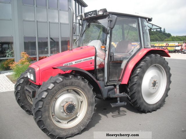 1998 Massey Ferguson  4235 A 4x4 3655 hours of operation Agricultural vehicle Tractor photo