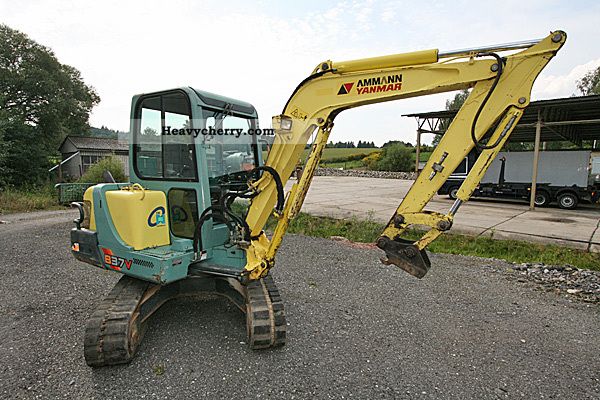 2006 Yanmar  B 37 V Construction machine Mini/Kompact-digger photo