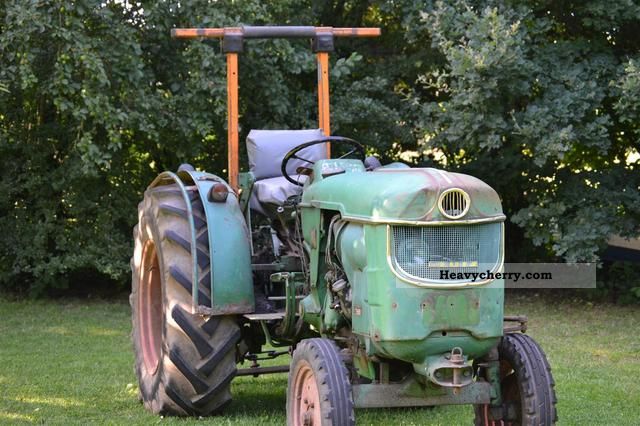 1967 Deutz-Fahr  D 4005P Agricultural vehicle Tractor photo