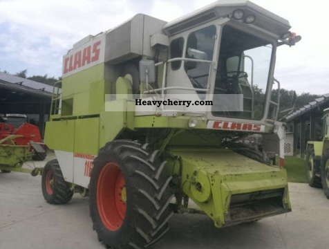 2012 Claas  Dominator 116 CS V-engine chopper Year 1985 Agricultural vehicle Combine harvester photo