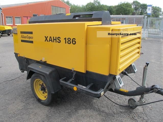 2004 Atlas Copco  Compressor XAHS 186 with 12 bar Construction machine Other construction vehicles photo