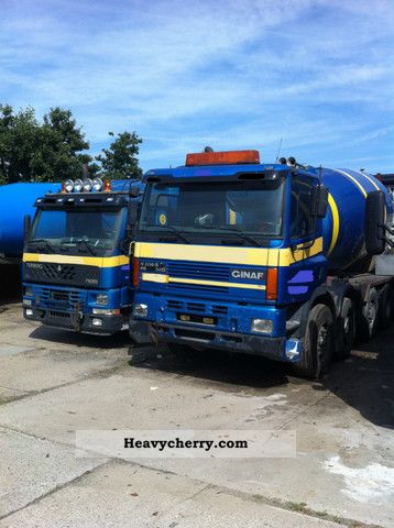 2000 Ginaf  M5250, 10X4, cement mixers Truck over 7.5t Cement mixer photo