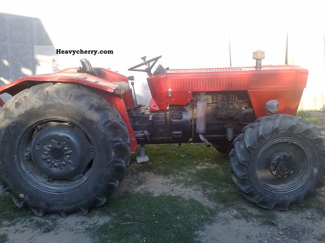 2012 Lamborghini  Tractor Agricultural vehicle Farmyard tractor photo