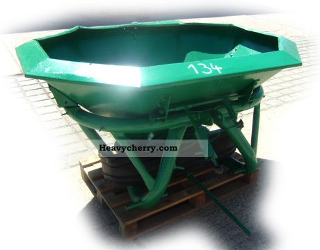 2012 Amazone  Disc spreader fertilizer spreader top condition Agricultural vehicle Other substructures photo