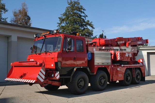 1988 Tatra  TATRA 815 AV15 8x8 2x turbo, fire variant Truck over 7.5t Breakdown truck photo