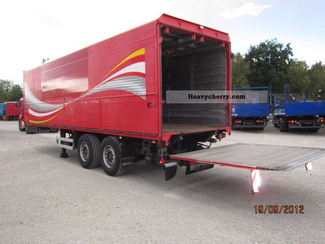 2003 Orten  SG swivel wall 28 with LBW Semi-trailer Beverages photo