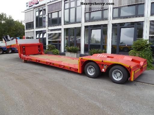2012 ES-GE  2-axle lowboy - telescopically Semi-trailer Low loader photo